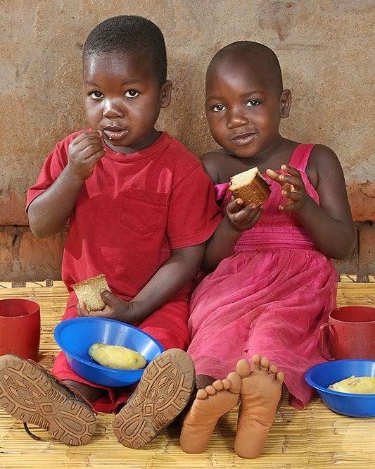Phillip and Shelleen Kamtengo, both age 4, Chitedze, Malawi
