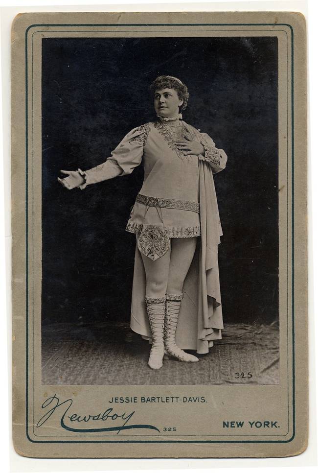 Men's clothing and military uniforms, tailored to fit women, was a popular choice in burlesque performances.