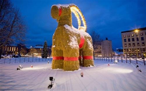 The first Gävle Goat was erected by an advertising company in 1966 to commemorate the start of Advent. On New Years it was lit aflame and so the tradition of vandalism began.