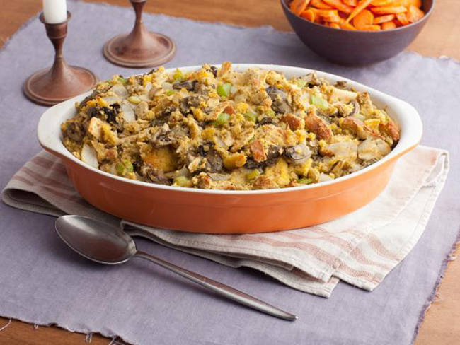 <a href="https://www.foodnetwork.com/recipes/paula-deen/oyster-dressing-recipe.html" target="_blank">Oyster Dressing</a>