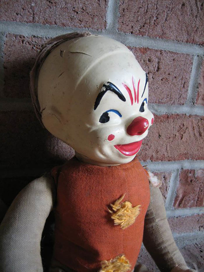 13.) Yet Another Clown Doll - Is this one planning something with the others?