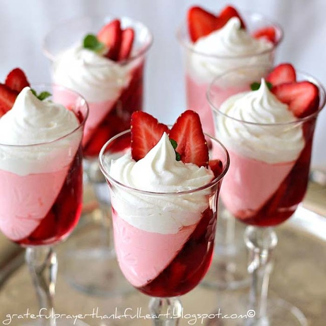 Strawberry Jell-O Parfait