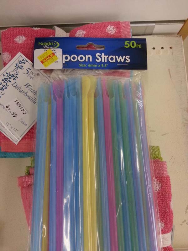 2.) It really says: spoon straws.