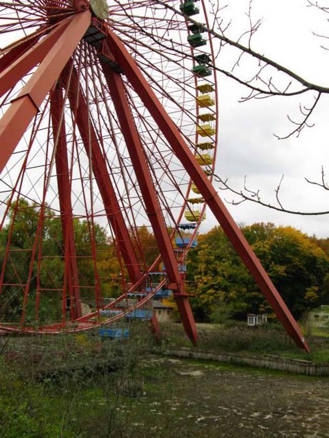 Under the management of Spreepark GmbH, the park prospered throughout the 1990's.