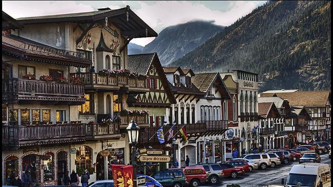 22.) Have this weird urge to see an Alpine Village? Leavenworth, Washington might just be the answer.