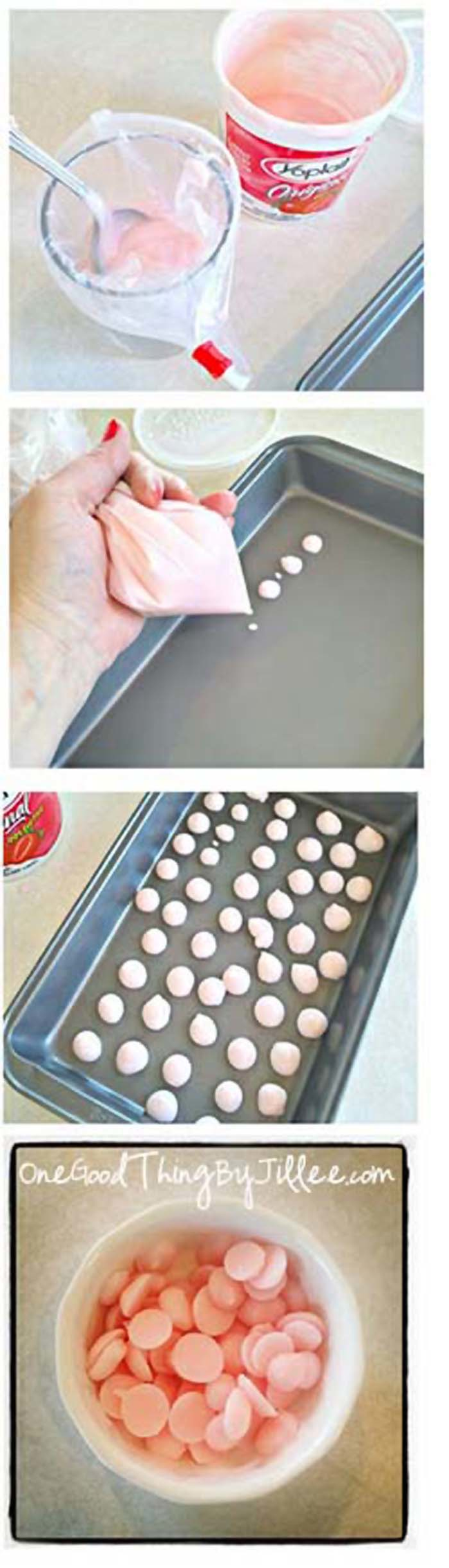 4.) Frozen yogurt dots--and no picking shredded paper out of your mouth! (By <a href="https://www.onegoodthingbyjillee.com/2012/03/frozen-yogurt-dots.html">One Good Thing by Jillee</a>)