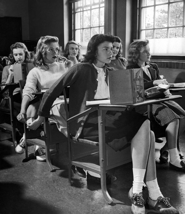 The original way to 'text' in Class (1944).