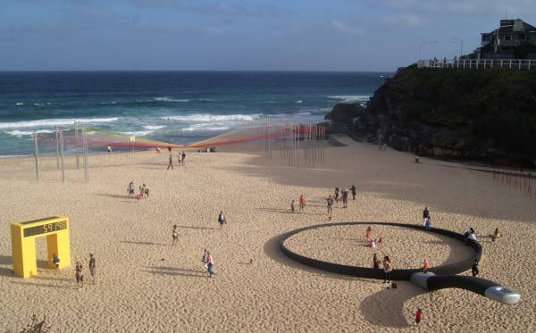 Welcome to Sydney's artist beach showdown, complete with a one of a kind frying pan by Andrew Hankin!