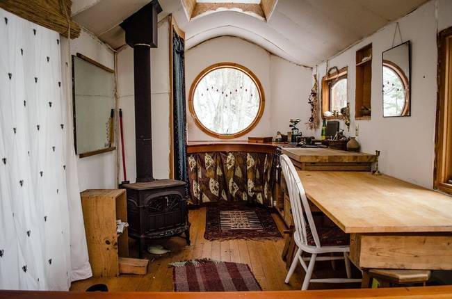 I love the wooden details and the fireplace.