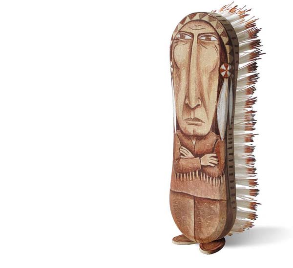 This brush was made to be painted into a stern chief.