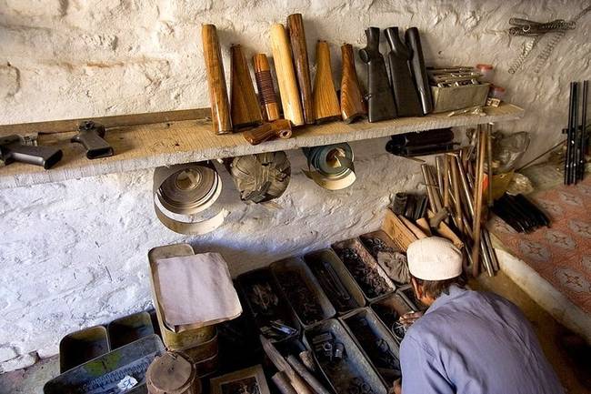 In total, there are about 2,500 gunsmiths in the village.