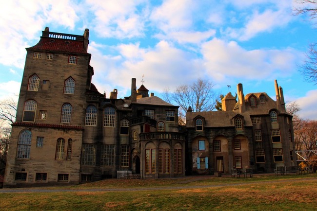 Fonthill Castle