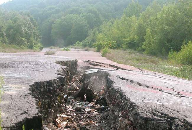 By 1979, residents began to realize the scale of the fire. According to legend, it was a gas station owner who noticed the danger. Allegedly, he opened up his tanks one night to check their levels...and realized they were incredibly hot.