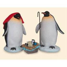 I like that the only difference between the two adult penguins is the staff and scarf.