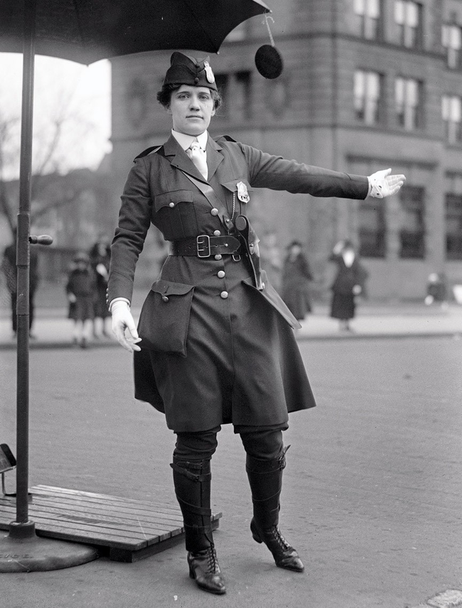 11.) Leola N. King, America's first female traffic cop, in 1918.