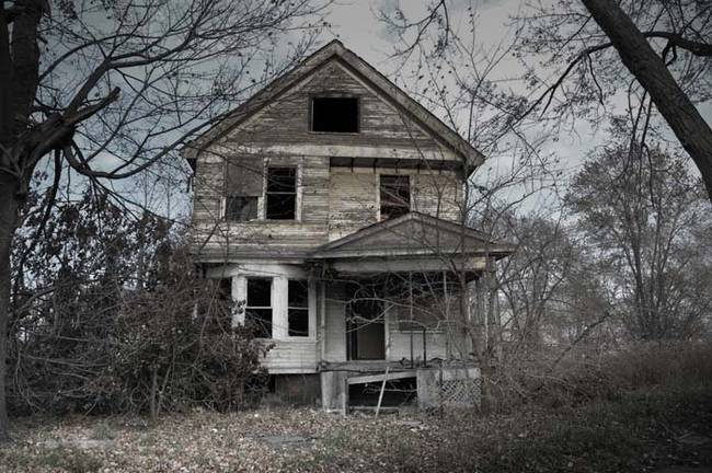 The Sayer House (Kentucky) - After both parents committed suicide, their four small children raised themselves for more than a decade in this home.
