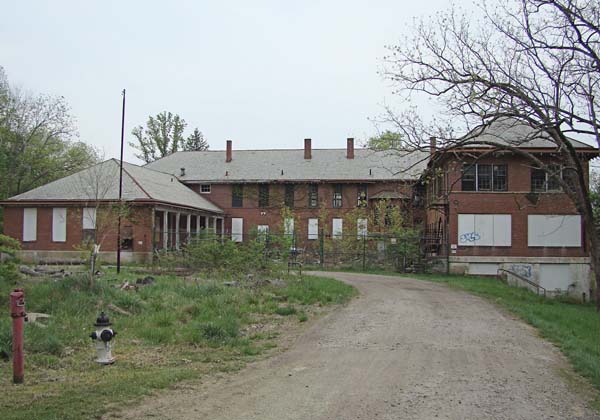 4.) The Ridges: The Athens Lunatic Asylum in Athens, Ohio, eventually came to be known as The Ridges. Trans-orbital lobotomies, lost patients, a haunted tuberculosis ward and Satanic cemeteries are just a few evil parts of its history. It’s known as one of the most haunted places in the world.