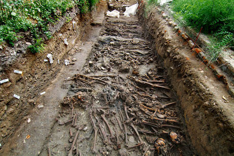 This open grave is located on a neighboring island, but is a still more welcome place than the haunted asylum on Poveglia.