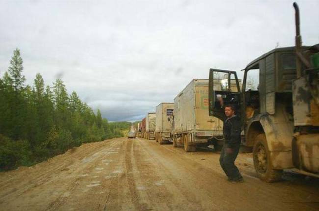 In clear conditions, the dirt road is perfectly fine for travelers.