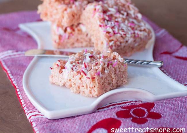 Strawberry Cake Rice Cripsy Treats