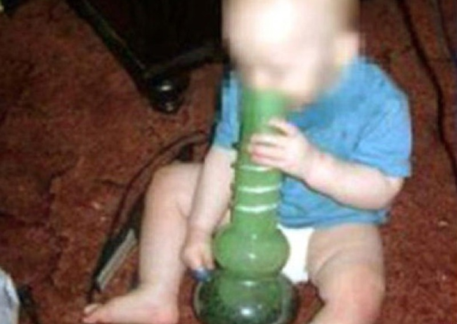 A young mother was arrested after posting a picture of her infant child holding and putting their mouth to drug paraphernalia.