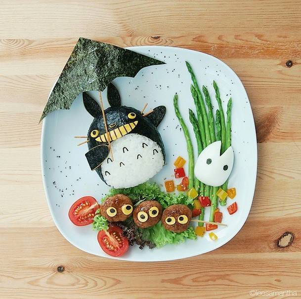 Totoro's shape lends nicely to being recreated in rice form.