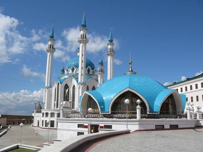 7.) Kul Sharif Mosque, Russia.