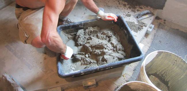 Then it was time to start constructed the stone wall which would surround the wood burner.