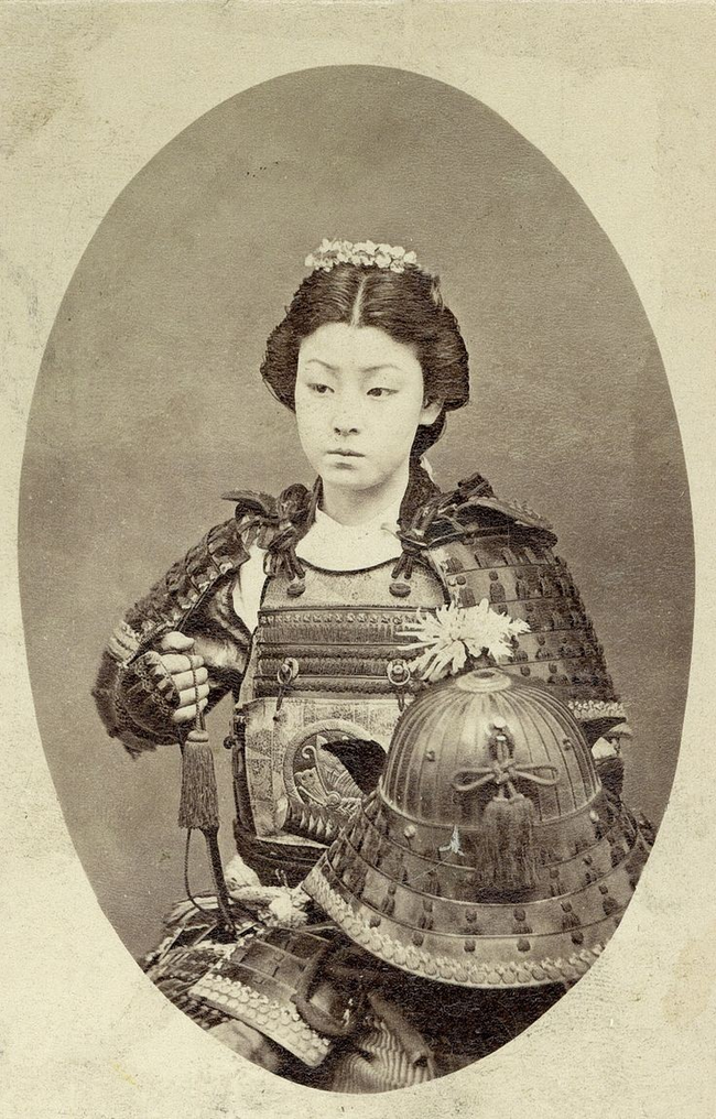 8.) A female samurai from the 1800's.