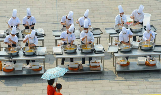 There were around 40 cooks working on the batter.