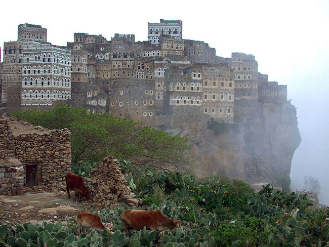 2.) Al Hajarah, Yemen