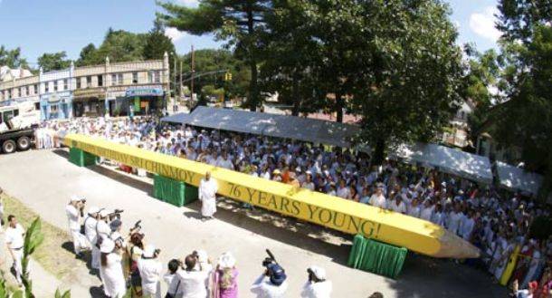 5.) The largest pencil in the world, constructed by Ashrita Furman in Queens, New York, is 76 feet long and weighs over 18,000 lbs.