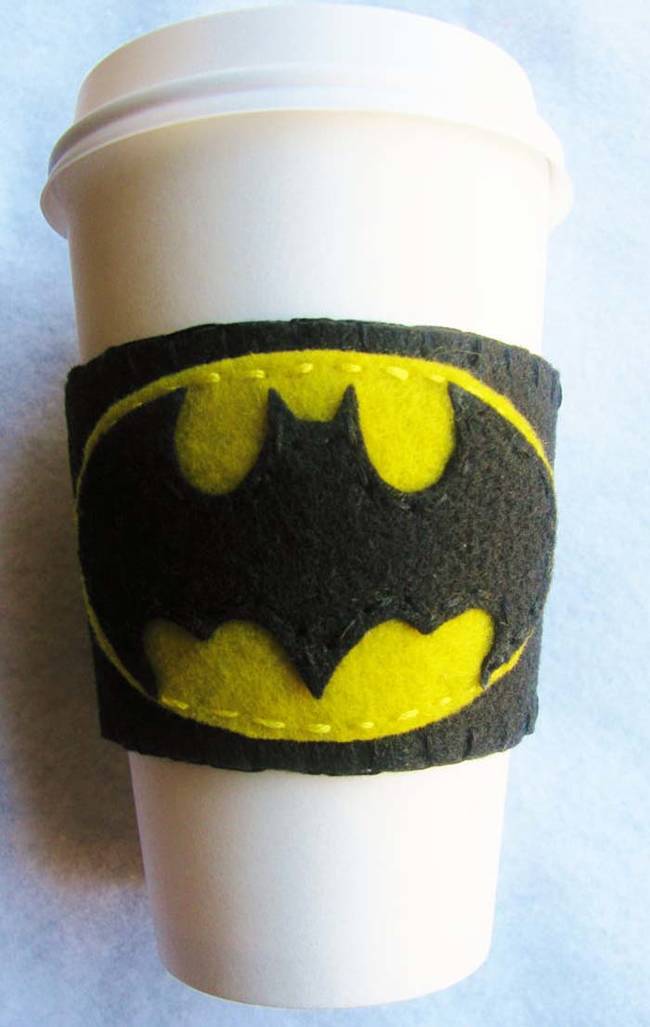 This felt <i>Batman</i> coffee coozy is quick and easy to make.