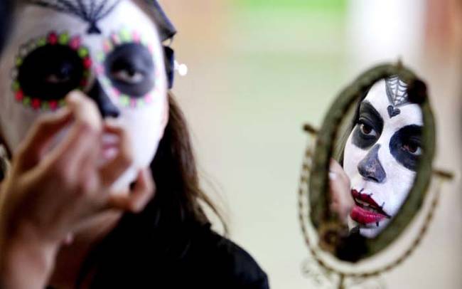 La Catrina traces her origins to a satirical cartoon from the early 1900s. She since became an icon of the Day of the Dead.