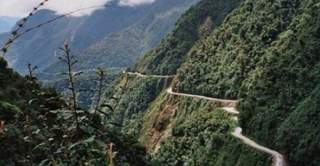 6.) The North Yungas Road