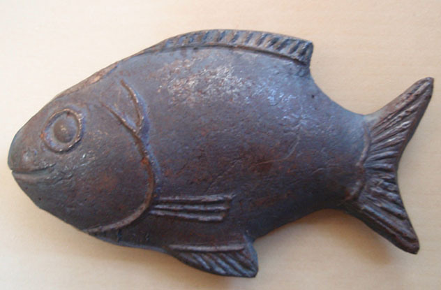 3. To combat iron deficiency, Cambodian officials gave an iron fish (considered sacred) to resident to put in their pots while they cooked, tricking them to have the iron seep into their diet. It worked!