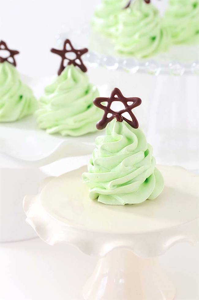 3.) Christmas Tree Meringues