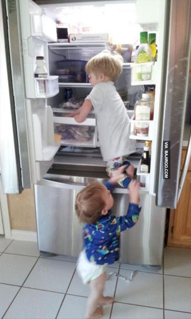 4.) This pair of fridge raiders.