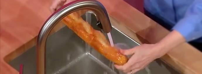 She Put A Loaf Of Bread Under Some Running Water, What Happened Next Is Awesome