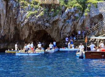 This Hidden Blue Grotto In Italy Is One Of Earth’s Most Beautiful Treasures