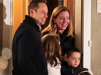 Family Opens Door To Find An Amazing Caroling Group On Their Front Lawn