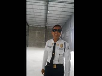 This Manila Security Guard Has The Most Beautiful Voice We’ve Heard In A While