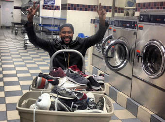 One Man Is Making A Huge Difference In The Lives Of The Homeless With Free Shoes