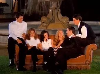 The Friends Intro Without Music Is Excruciatingly Awkward And Fun To Watch