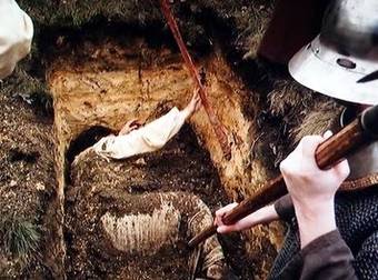 The True And Terrible Tales Of People Being Buried Alive Will Make You Paranoid