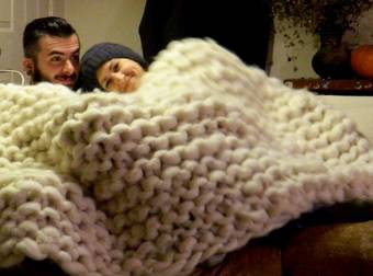 This Woman Made The Most Epically Huge Blanket You’ve Ever Seen…Get Ready