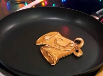 What This Creative Man Can Do With Pancakes Is Magically Delicious