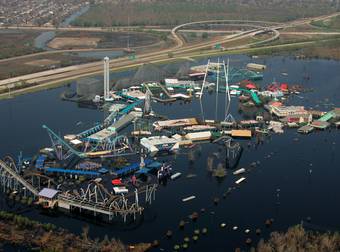 These Abandoned Theme Parks Are A Little Creepy And Very Fascinating