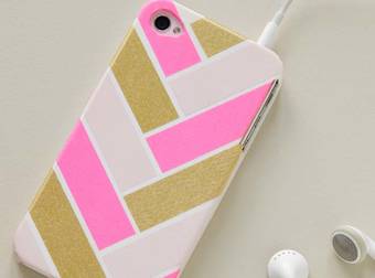 15 Awesome DIY Phone Cases You Can Make With Inexpensive, Simple Supplies