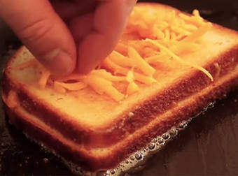 Learn How To Easily Make The Perfect Grilled Cheese Sandwich